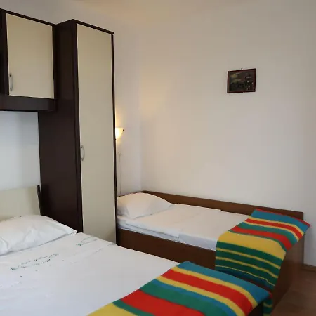 Jure By Interhome 普利格拉迪卡