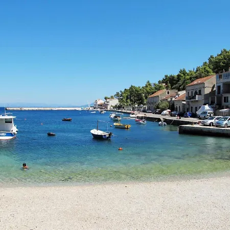 Jure By Interhome 公寓