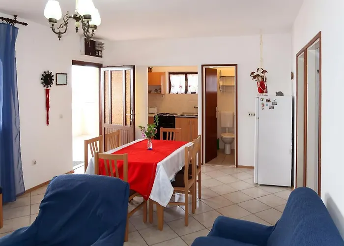 Jure By Interhome Apartament *